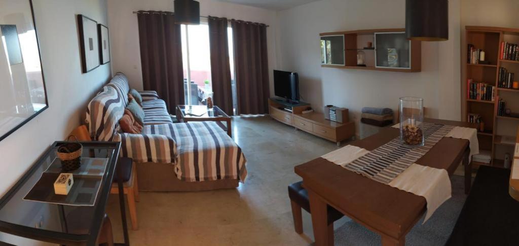 Apartamento Jardines De มานิลบา ภายนอก รูปภาพ