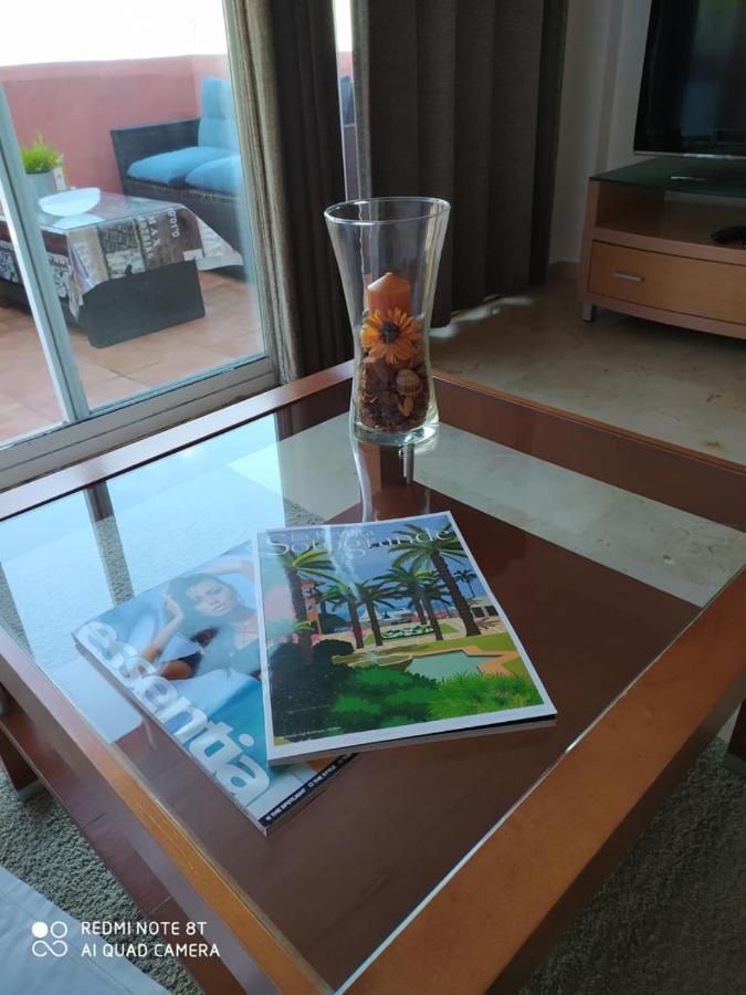 Apartamento Jardines De มานิลบา ภายนอก รูปภาพ