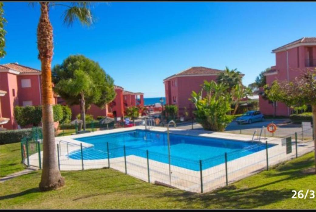 Apartamento Jardines De มานิลบา ภายนอก รูปภาพ