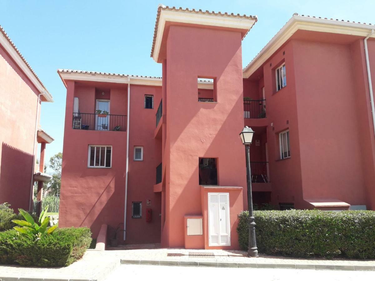 Apartamento Jardines De มานิลบา ภายนอก รูปภาพ