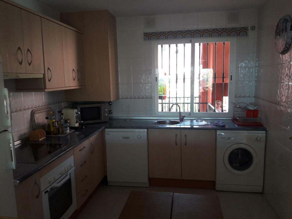 Apartamento Jardines De มานิลบา ภายนอก รูปภาพ